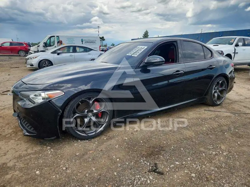 2017 Alfa Romeo Giulia фото