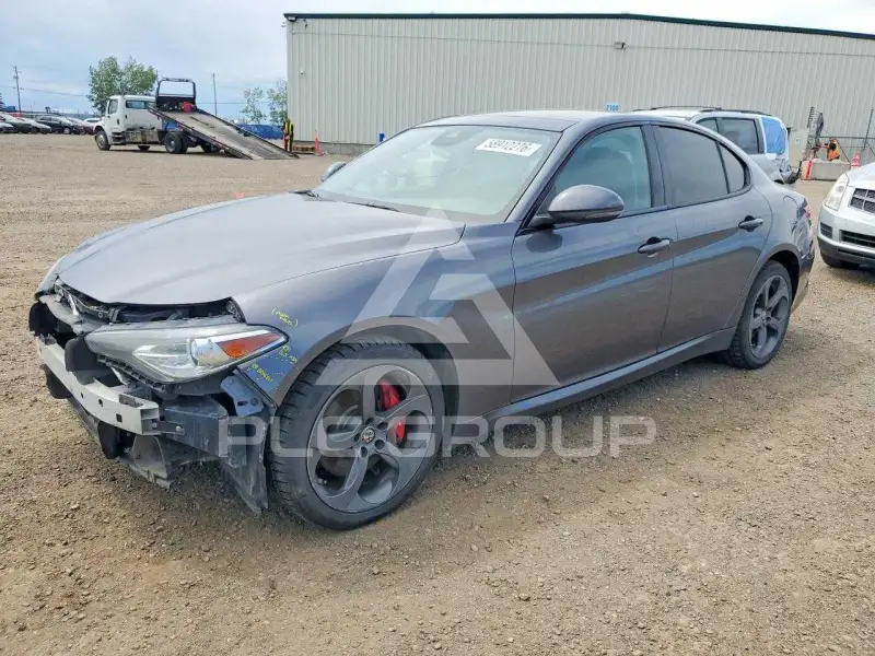 2017 Alfa Romeo Giulia photo