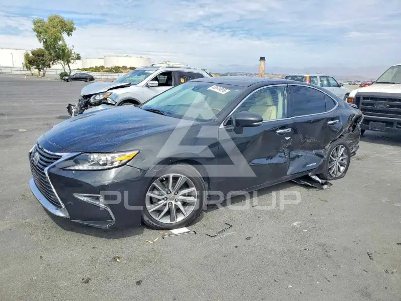 2017 Lexus ES300 photo