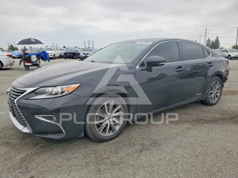 2017 Lexus ES300 фото