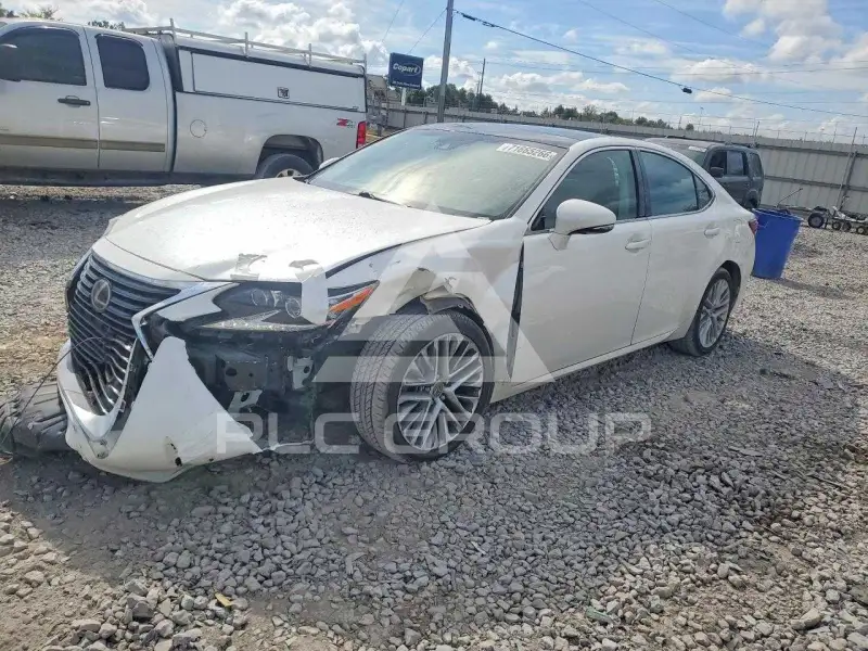 2017 Lexus ES350 photo