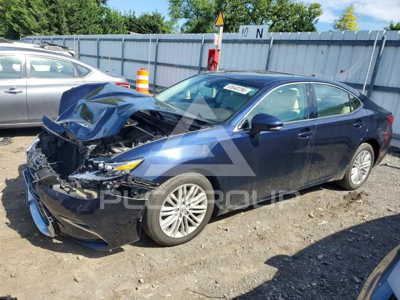 2017 Lexus ES350 фото