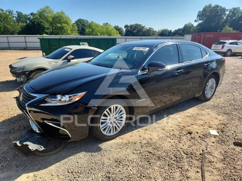 2017 Lexus ES350 photo
