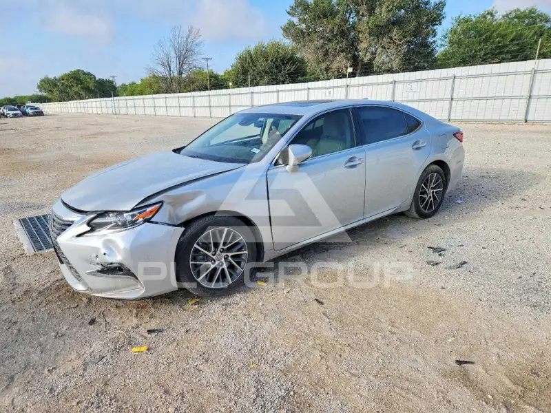 2017 Lexus ES350 фото