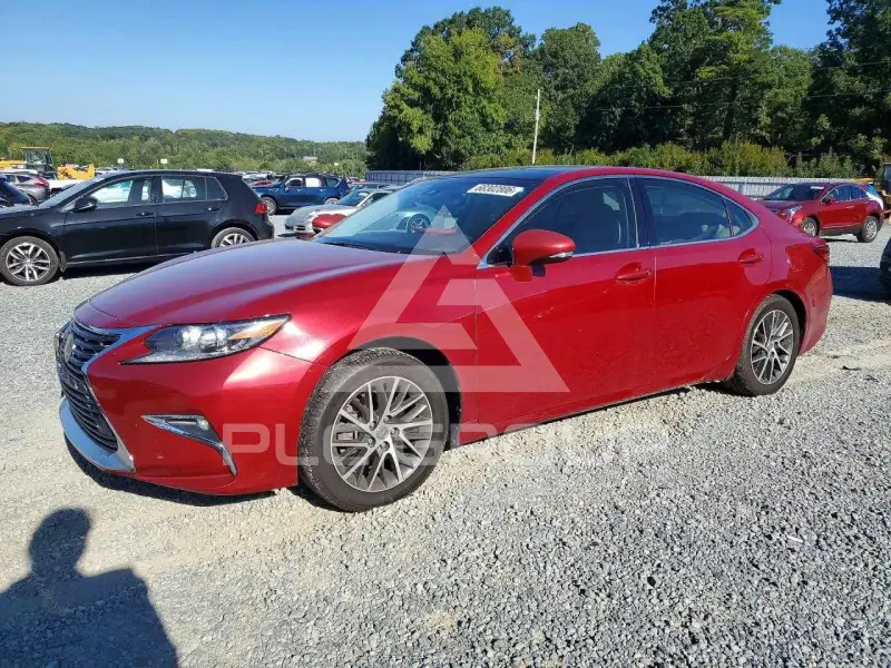 2017 Lexus ES350 photo