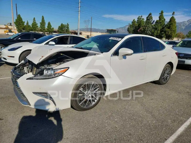 2017 Lexus ES350 фото