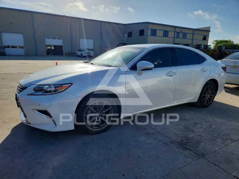 2017 Lexus ES350 фото