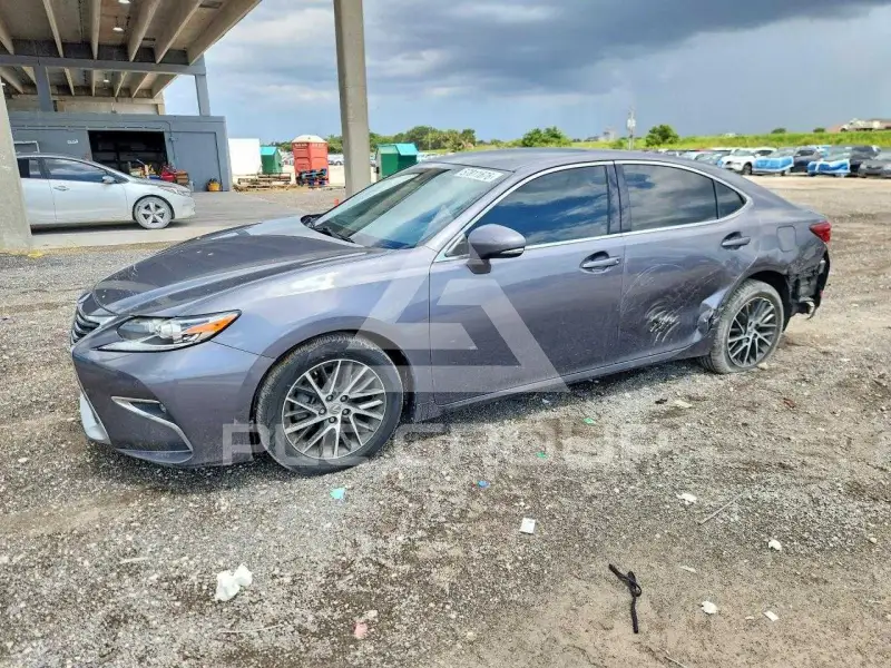 2017 Lexus ES350 фото