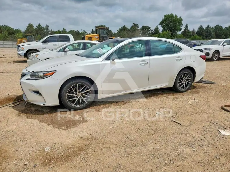 2017 Lexus ES photo