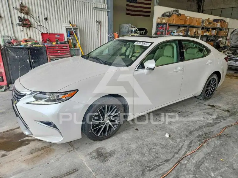 2017 Lexus ES350 фото