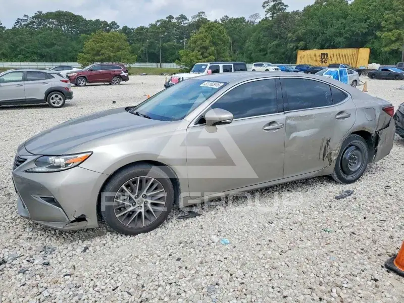 2017 Lexus ES350 фото