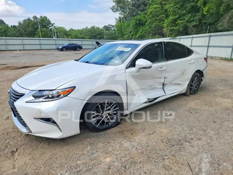 2017 Lexus ES350 фото
