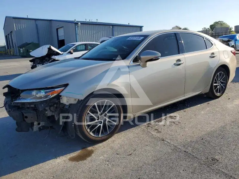 2017 Lexus ES350 фото