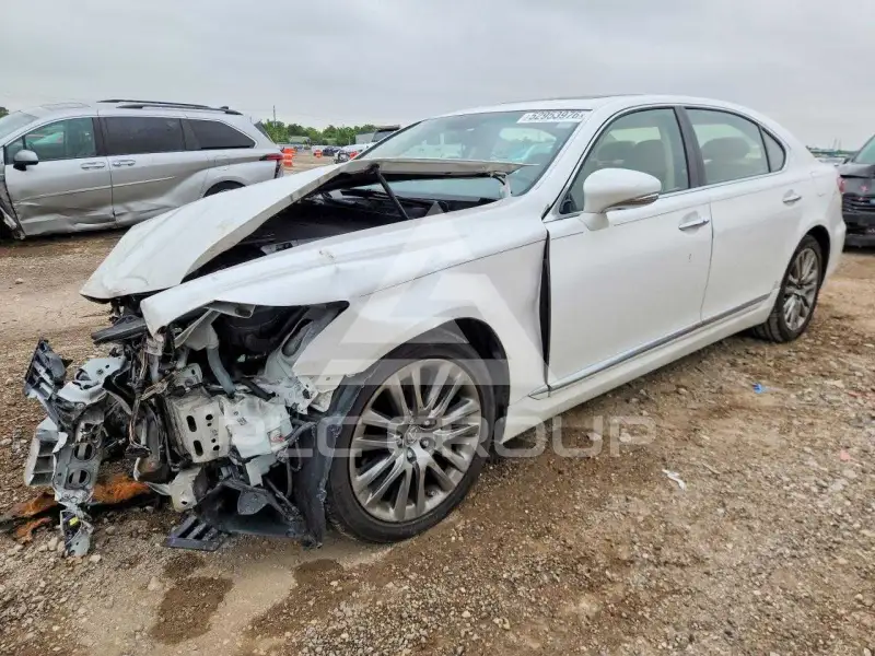 2017 Lexus LS460 photo