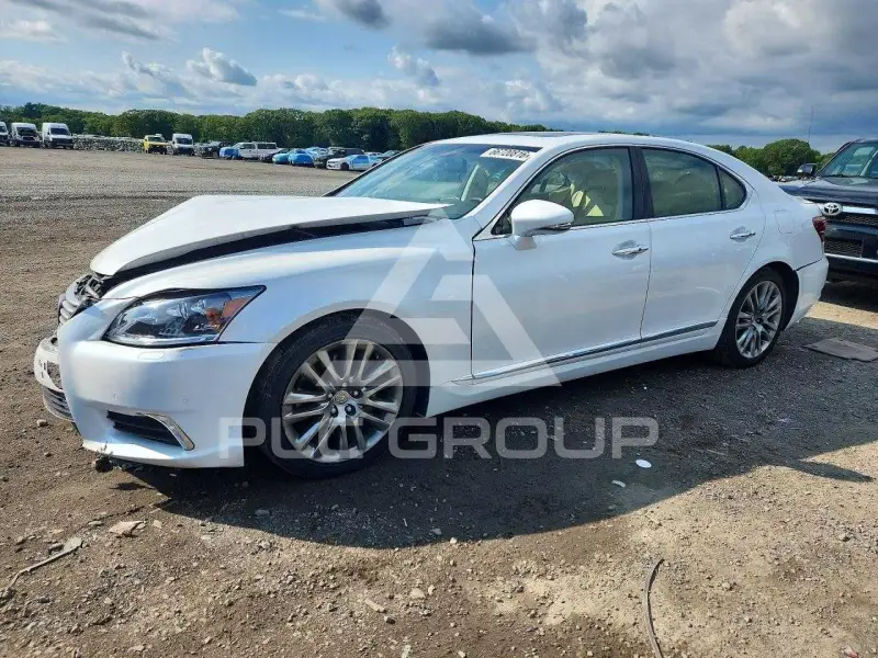 2017 Lexus LS460 photo