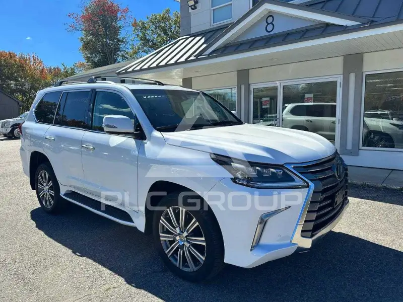 2017 Lexus LX570 photo
