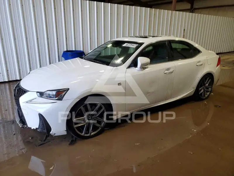 2017 Lexus IS фото