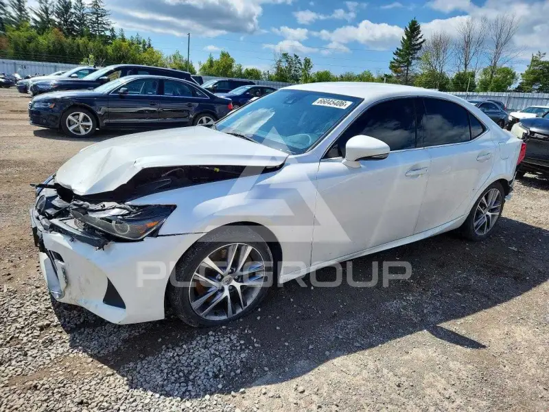 2017 Lexus IS фото