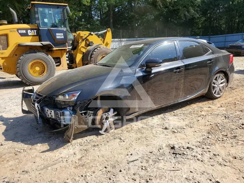 2017 Lexus IS фото