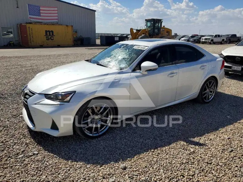 2017 Lexus IS фото