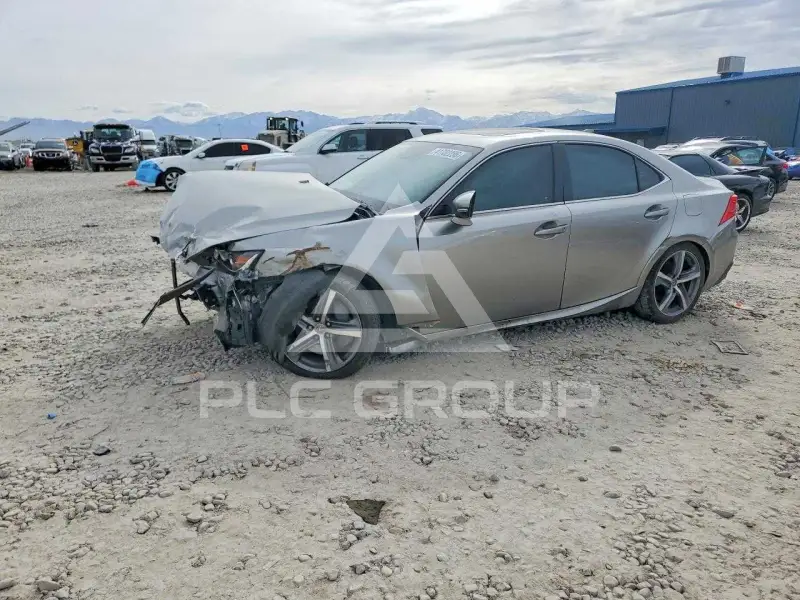 2017 Lexus IS фото