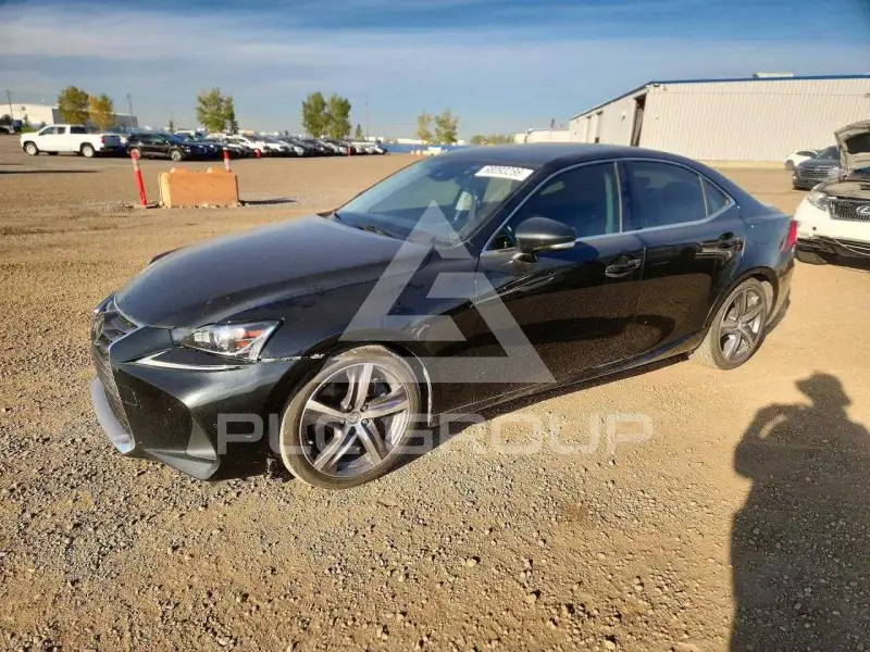 2017 Lexus IS фото