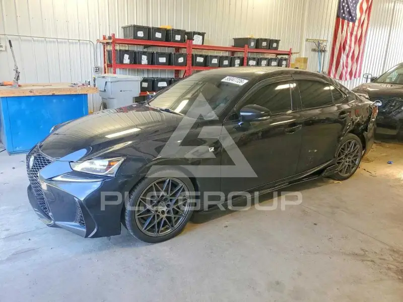 2017 Lexus IS фото