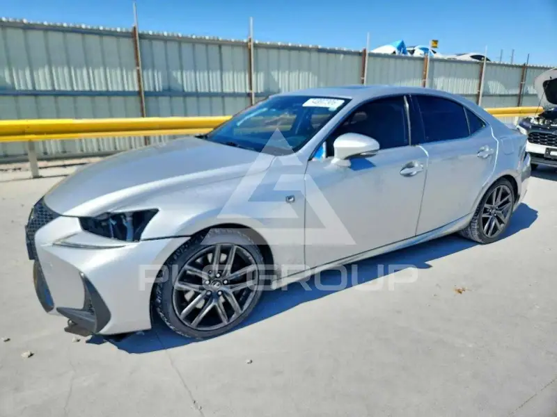 2017 Lexus IS фото