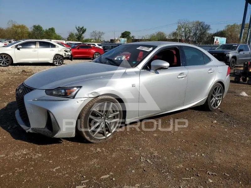 2017 Lexus IS фото