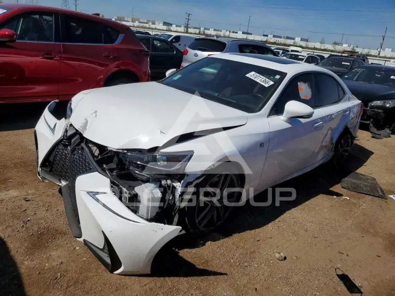 2017 Lexus IS фото