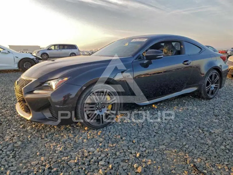 2017 Lexus RC photo
