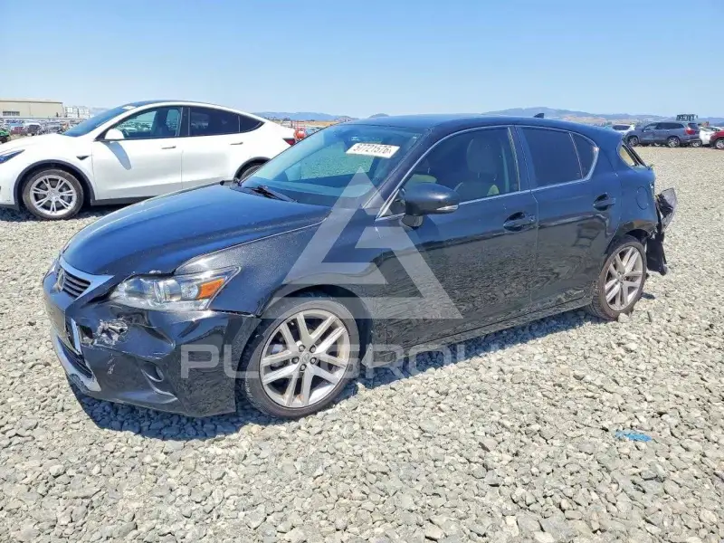 2017 Lexus CT200 photo