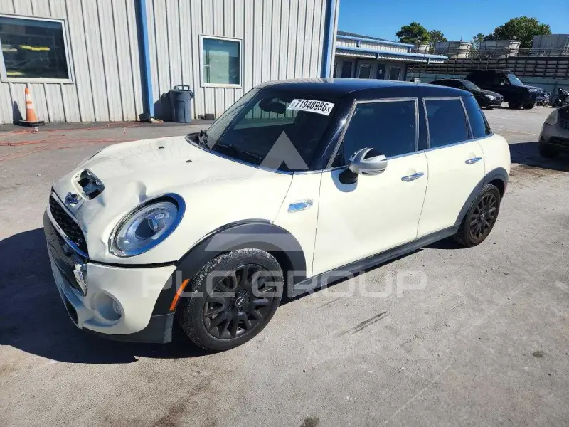 2017 Mini COOPER photo