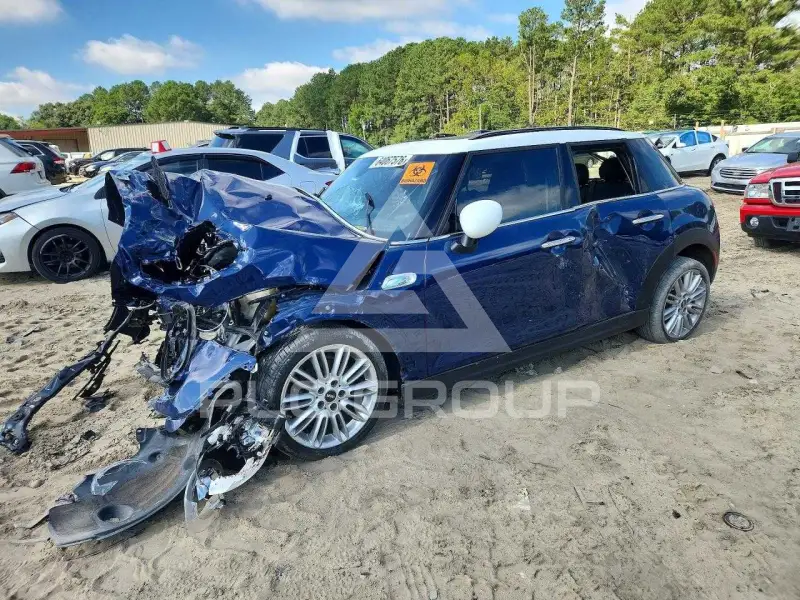 2017 Mini COOPER photo