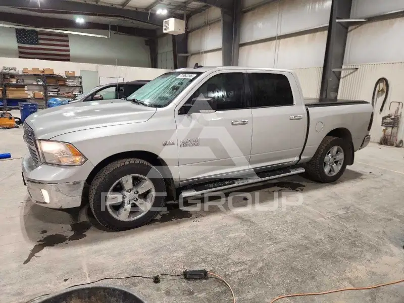 2017 RAM 1500 photo
