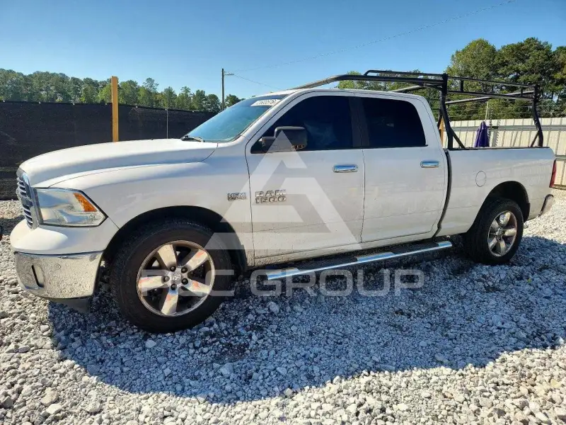 2017 RAM 1500 photo
