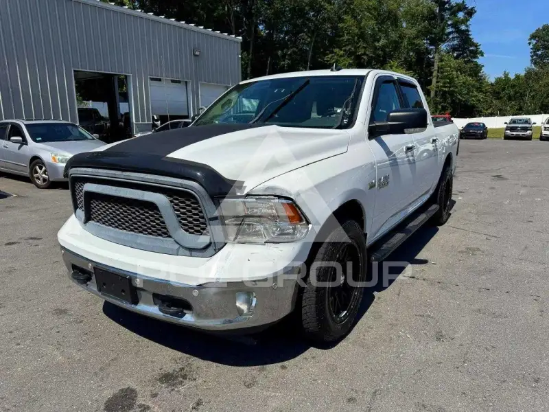 2017 RAM 1500 photo