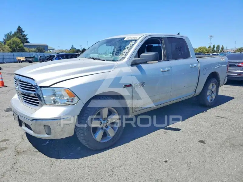 2017 RAM 1500 photo