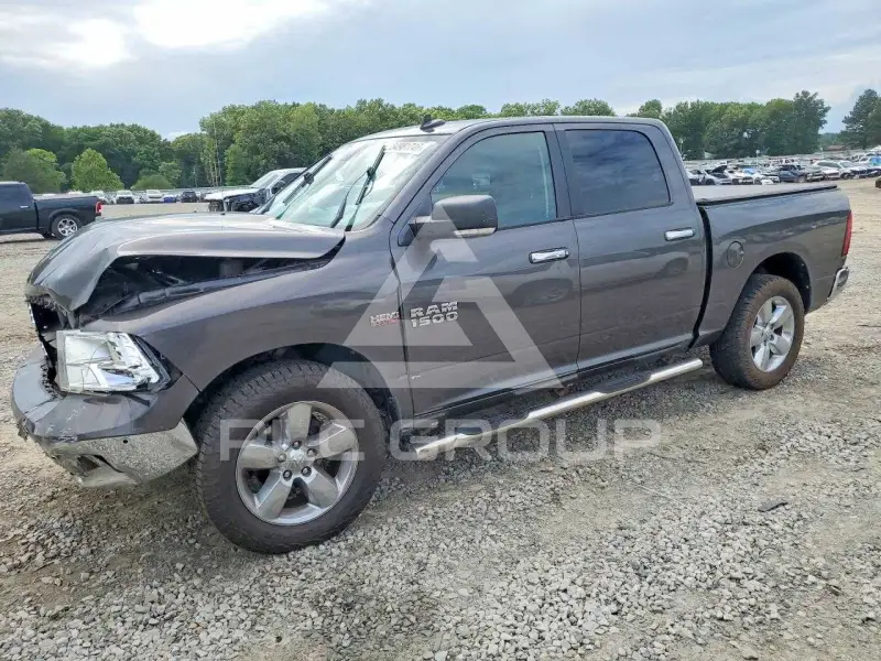 2017 RAM 1500 photo