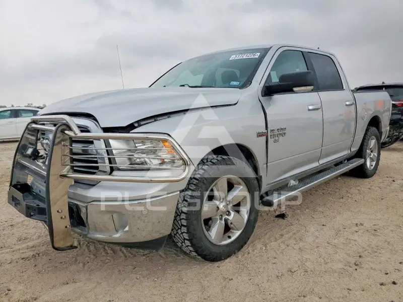 2017 RAM 1500 photo