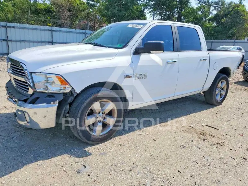 2017 RAM 1500 photo