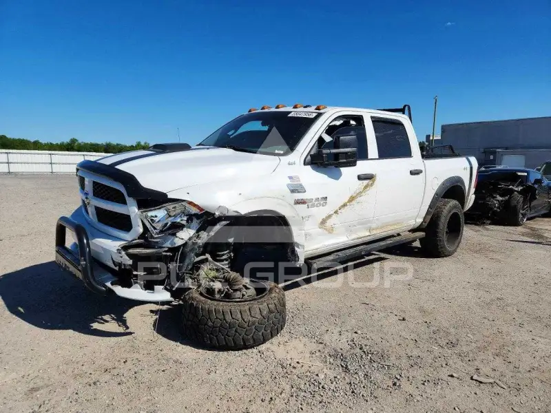 2017 RAM 1500 фото