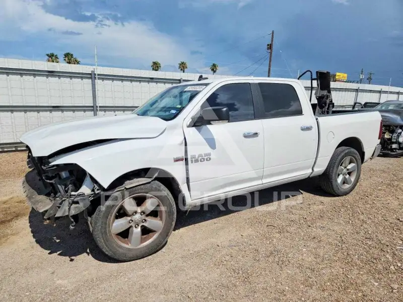 2017 RAM 1500 photo
