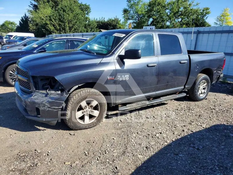 2017 RAM 1500 фото