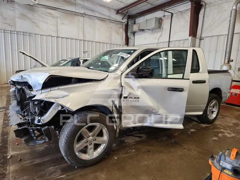2017 RAM 1500 фото
