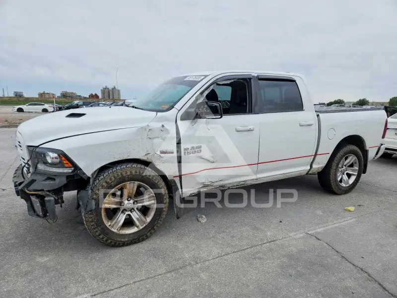 2017 RAM 1500 фото