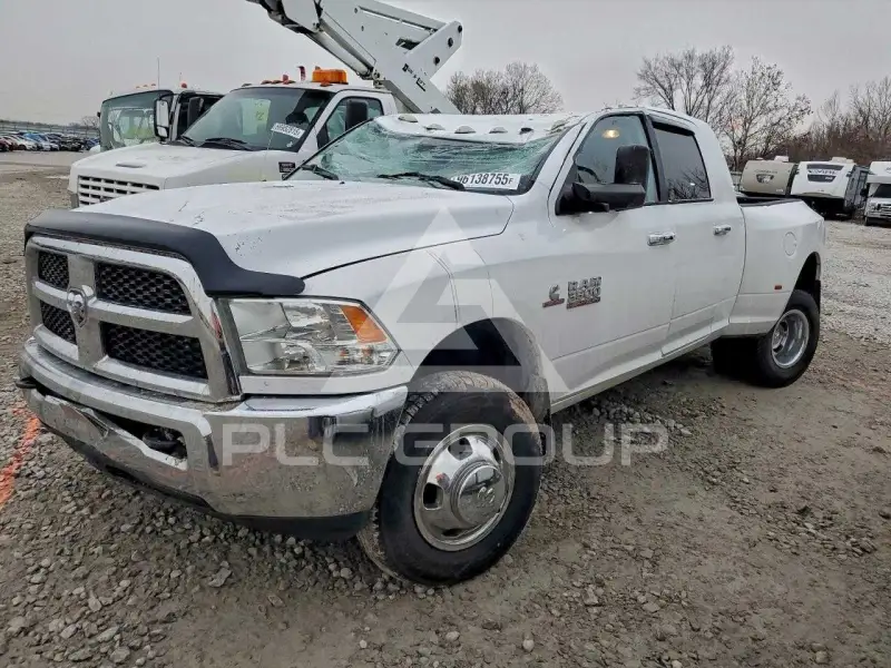 2017 RAM 3500 photo