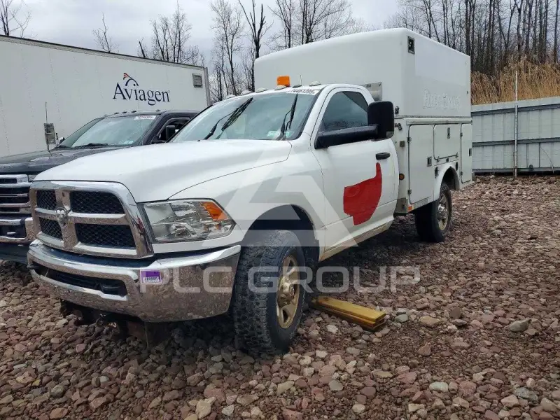 2017 RAM 3500 photo