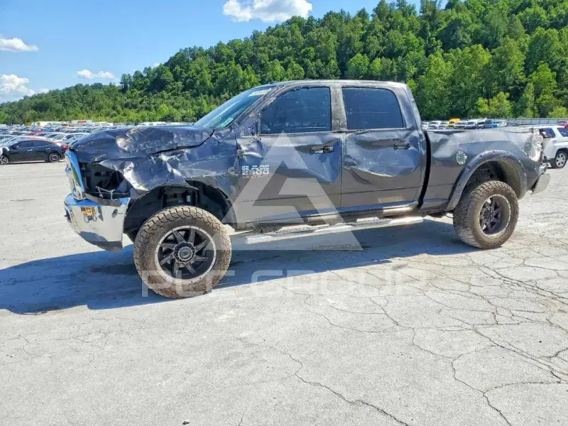 2017 RAM 2500 photo