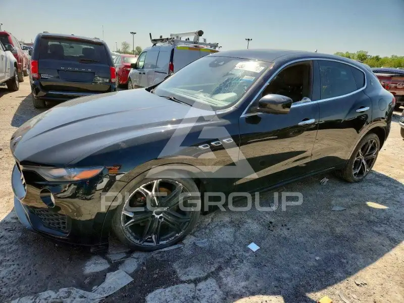 2017 Maserati LEVANTE photo